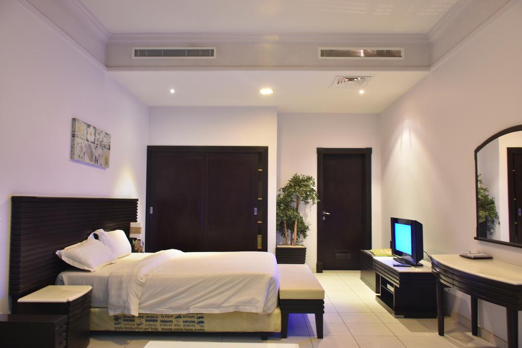 Al Tayyar Suites & Hotel Apartments - Riaad Buitenkant foto