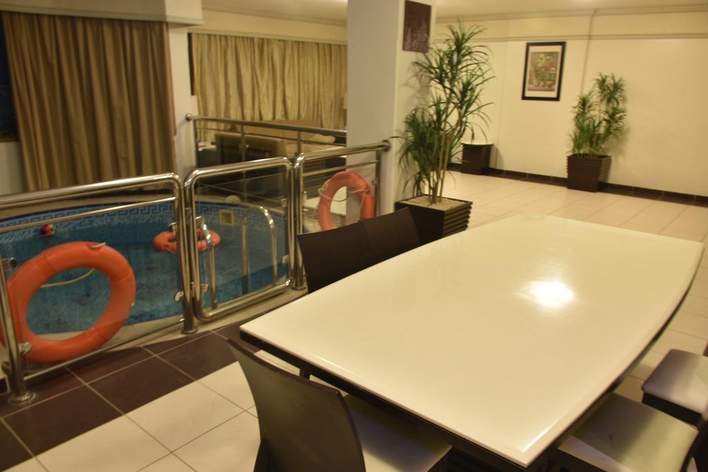 Al Tayyar Suites & Hotel Apartments - Riaad Buitenkant foto