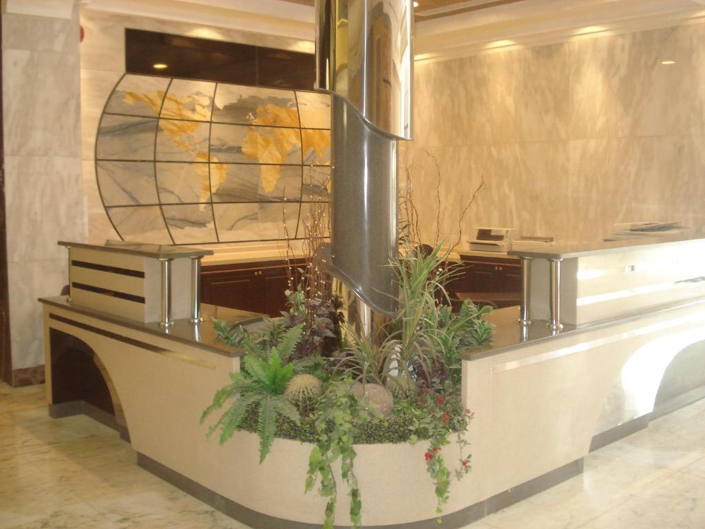 Al Tayyar Suites & Hotel Apartments - Riaad Buitenkant foto