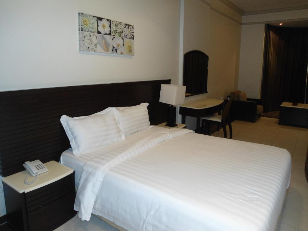 Al Tayyar Suites & Hotel Apartments - Riaad Kamer foto